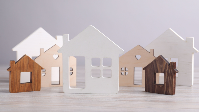 Touring Homes Efficiently During Peak Buying Season | Laffey Real Estate